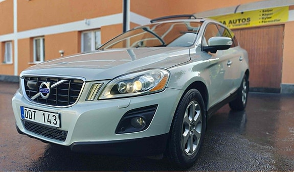 Volvo XC60 25 of 27