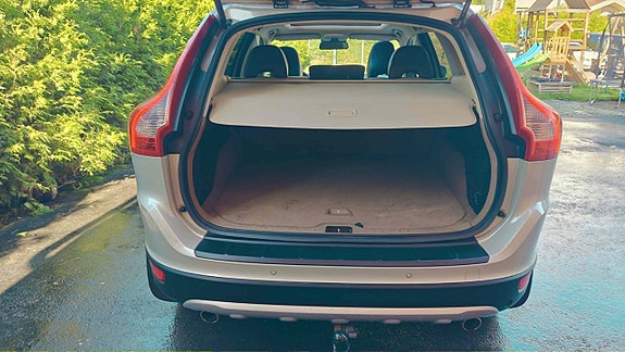 Volvo XC60 19 of 27