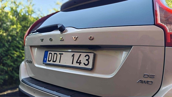 Volvo XC60 13 of 27