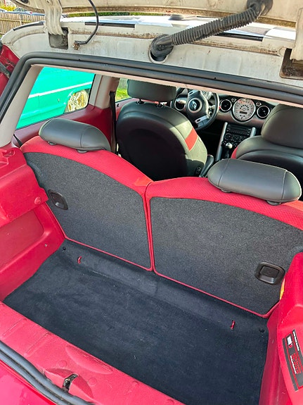 MINI Cooper 9 of 11