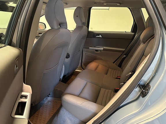 Volvo V50 14 of 18