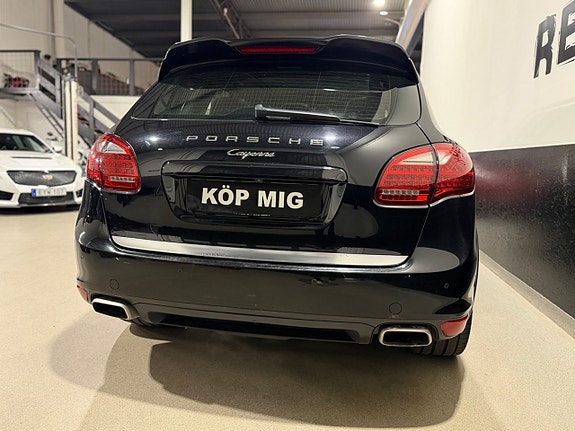 Porsche Cayenne 5 of 11