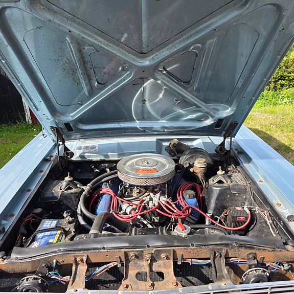 Ford Fairlane 5 of 7
