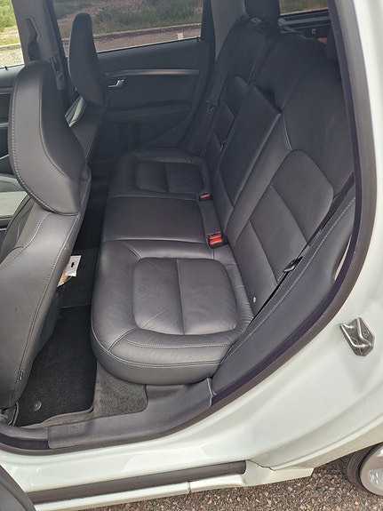 Volvo V70 5 of 9