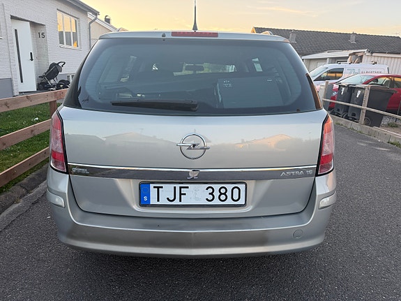 Opel Astra 5 of 10