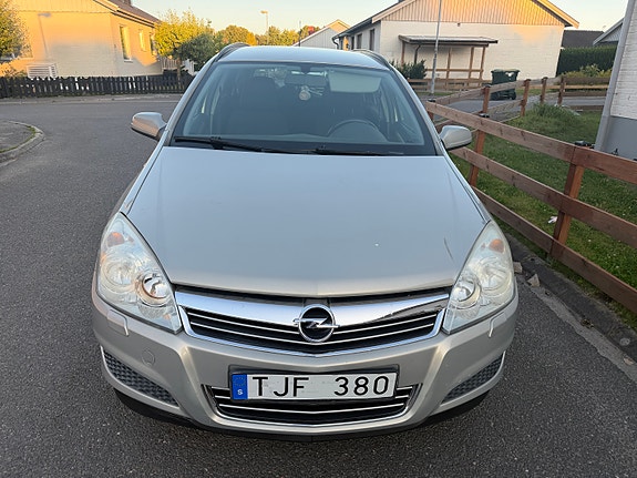 Opel Astra 3 of 10
