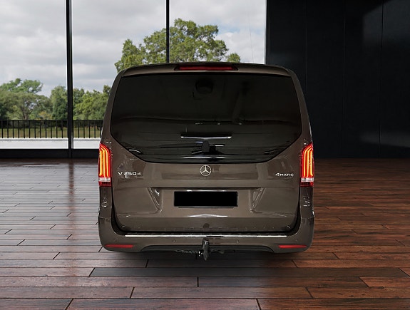 Mercedes-Benz V250 d 6 of 18