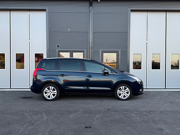 Peugeot 5008 4 of 13