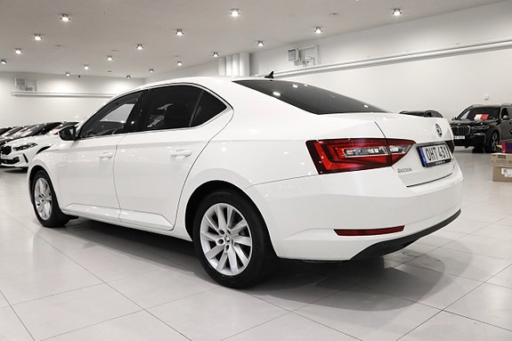 Skoda Superb 5 of 30