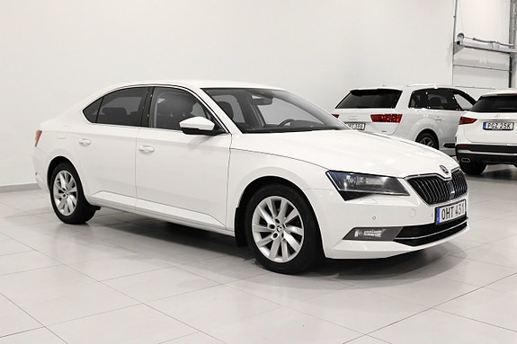 Skoda Superb 2 of 30