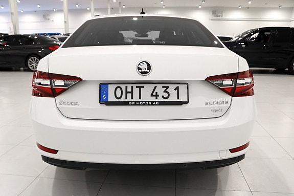 Skoda Superb 4 of 30