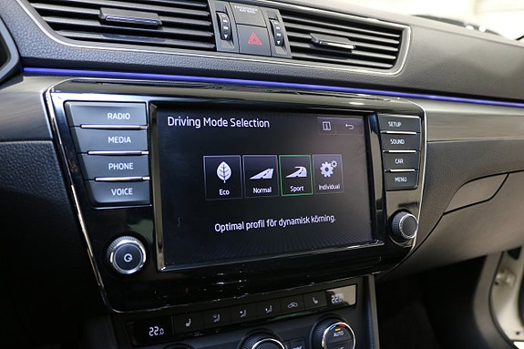Skoda Superb 28 of 30