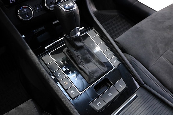 Skoda Superb 23 of 30