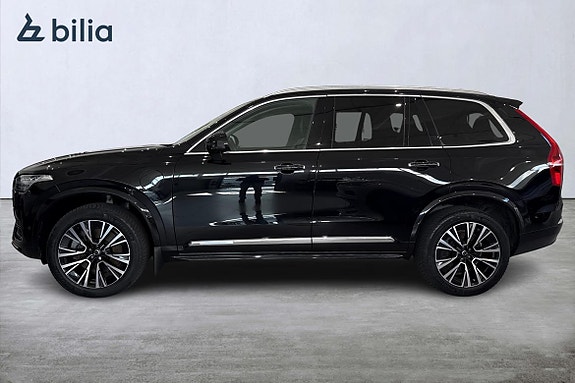 Volvo XC90 3 of 24