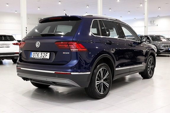 Volkswagen Tiguan 3 of 30
