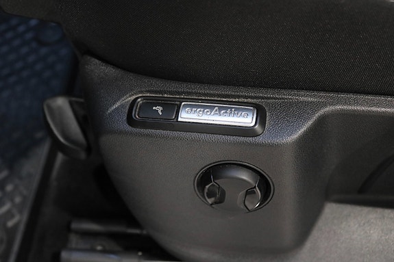 Volkswagen Tiguan 27 of 30