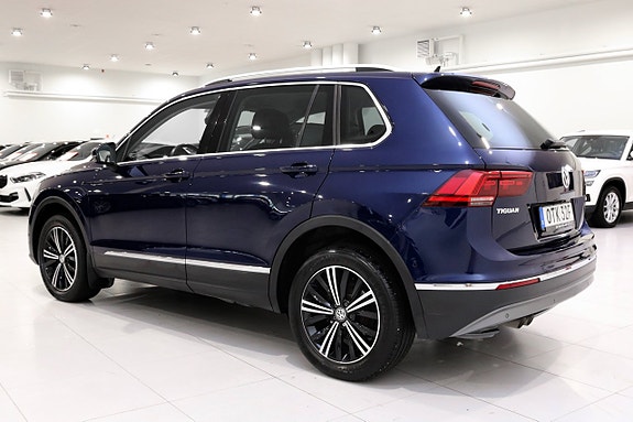 Volkswagen Tiguan 5 of 30