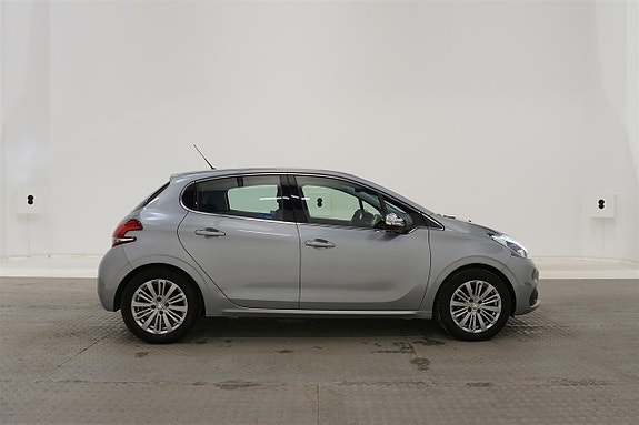 Peugeot 208 7 of 20