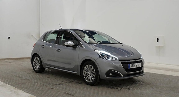 Peugeot 208 8 of 20