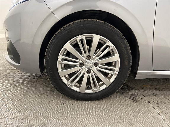 Peugeot 208 17 of 20