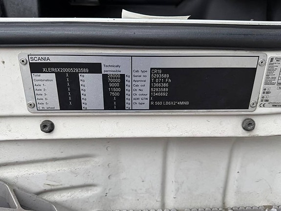 Scania R560LB6X2*4MNB 3589 8 of 14