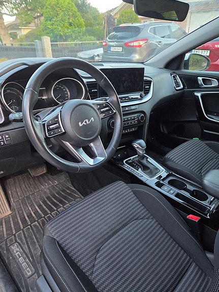 Kia XCeed 7 of 9