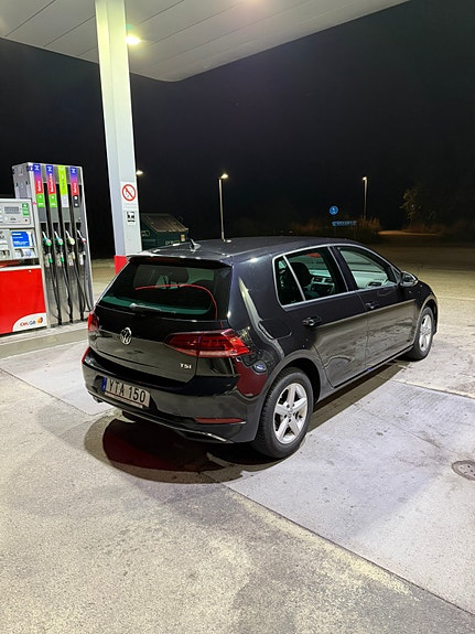Volkswagen Golf VII 5 of 10