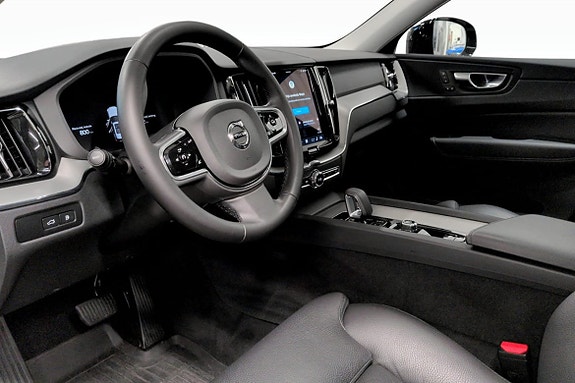 Volvo XC60 6 of 10