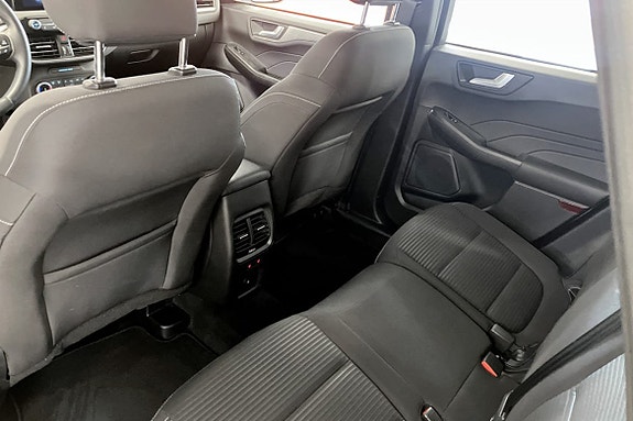 Ford Kuga 8 of 9