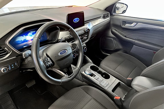 Ford Kuga 5 of 9