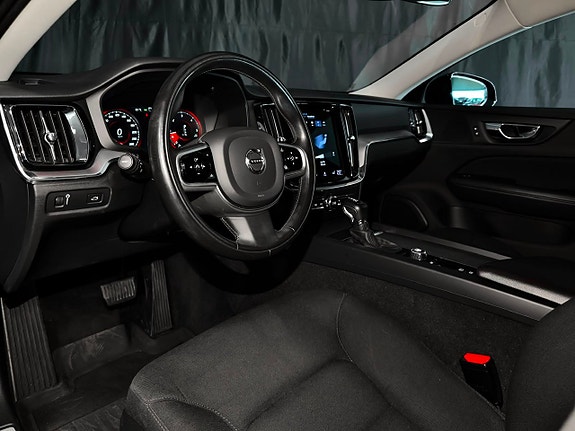 Volvo V60 18 of 30