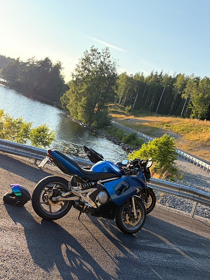 Kawasaki Ninja ER-6 F 4 of 4