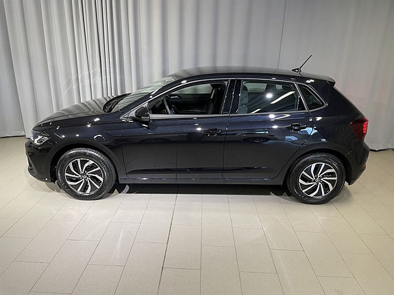 Volkswagen Polo 3 of 15