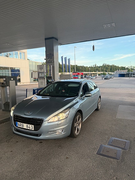 Peugeot 508 2 of 5