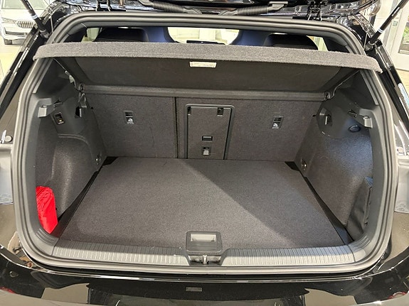 Volkswagen Golf I 11 of 14