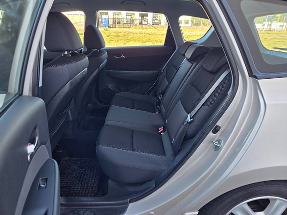 Hyundai i30 15 of 18