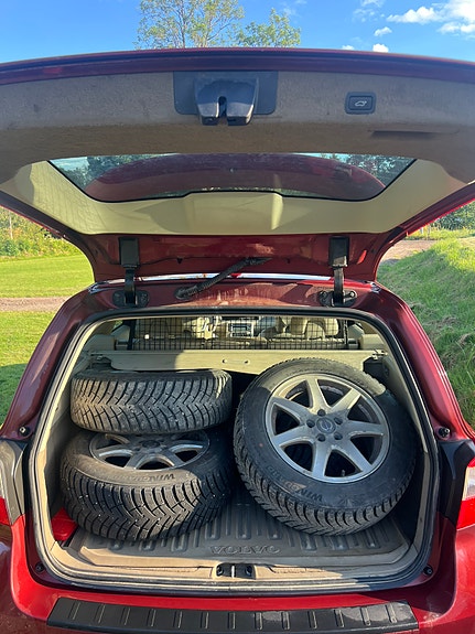 Volvo V70 6 of 7