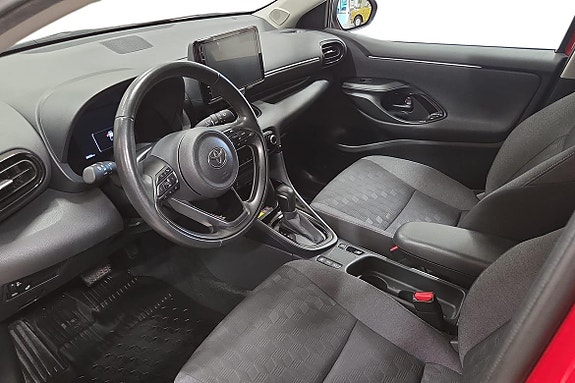 Toyota Yaris 12 of 21