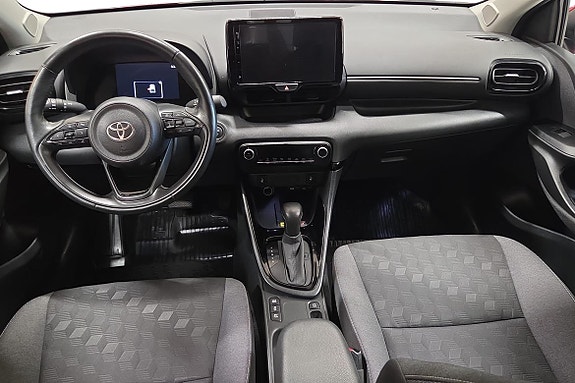 Toyota Yaris 9 of 21