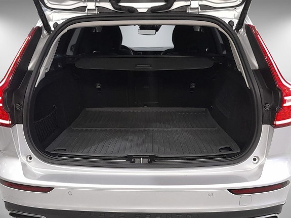 Volvo V60 Cross Country 11 of 11