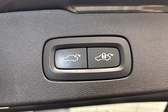 Volvo V60 Cross Country 20 of 29