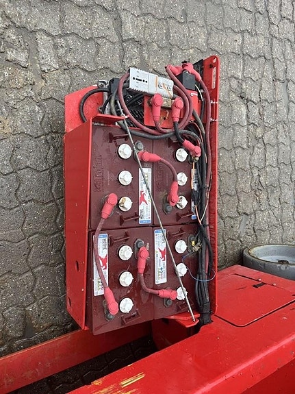 Manitou 120SE 8 of 10