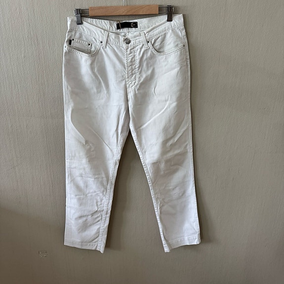 Product image 1 of 10