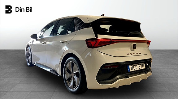 Cupra Born 3 of 12