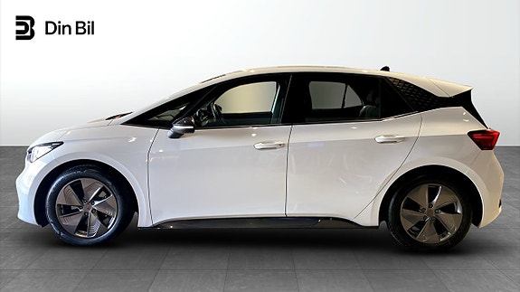 Cupra Born 2 of 12