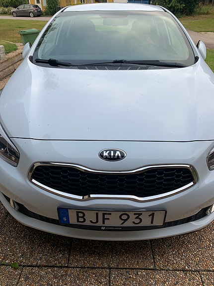 Kia Ceed 2 of 11