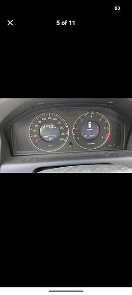 Volvo XC60 7 of 11