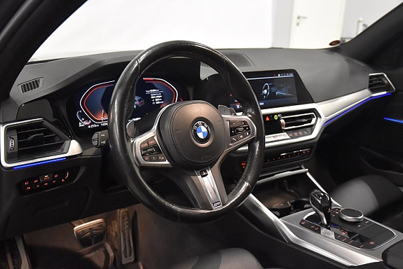BMW 320 9 of 23