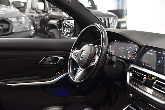 BMW 320 8 of 23
