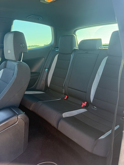 Volkswagen Golf VI 7 of 12